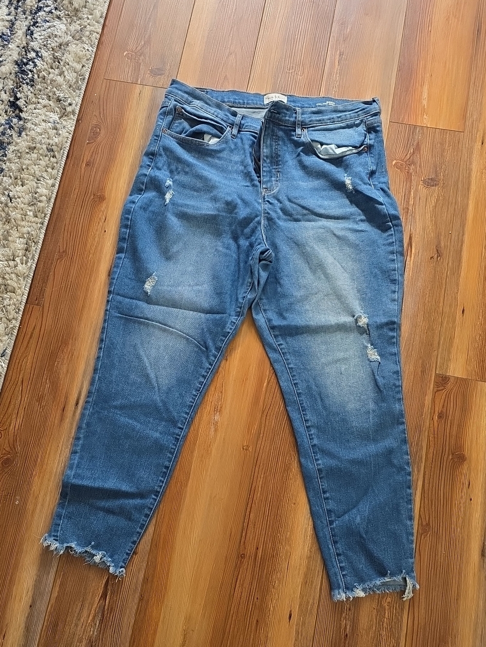 Nicole Miller Blue Distressed Skinny Jeans
